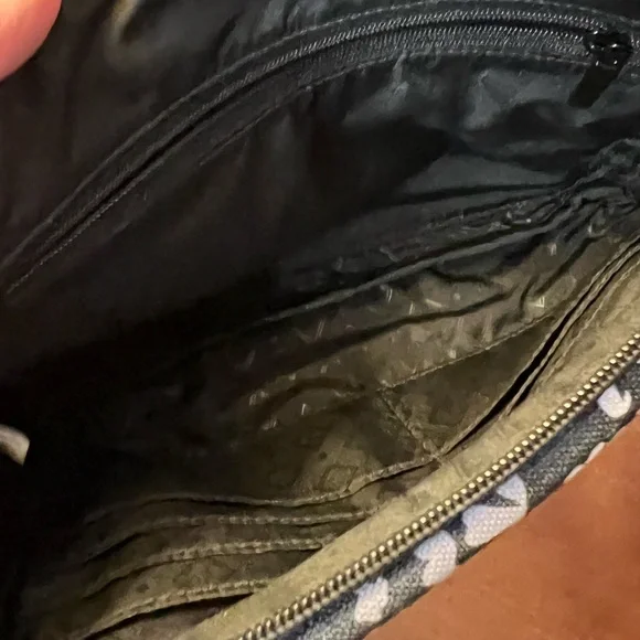 Vera Bradley Paisley, black and white Noir belt bag - Picture 4 of 8